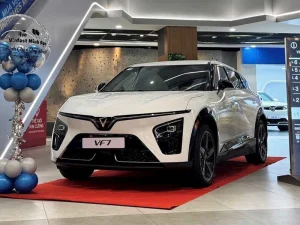 VinFast VF7 minh họa ngoại thất và nội thất